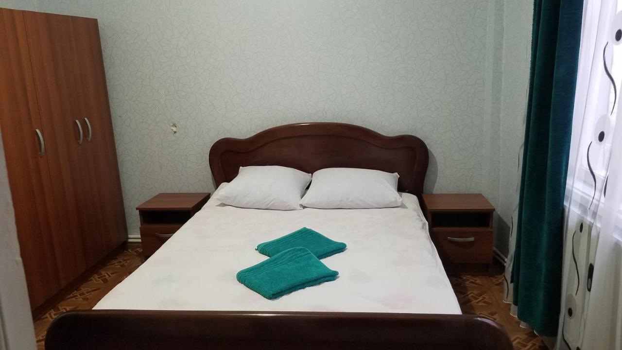 Guest House Green Rose Borjomi Εξωτερικό φωτογραφία