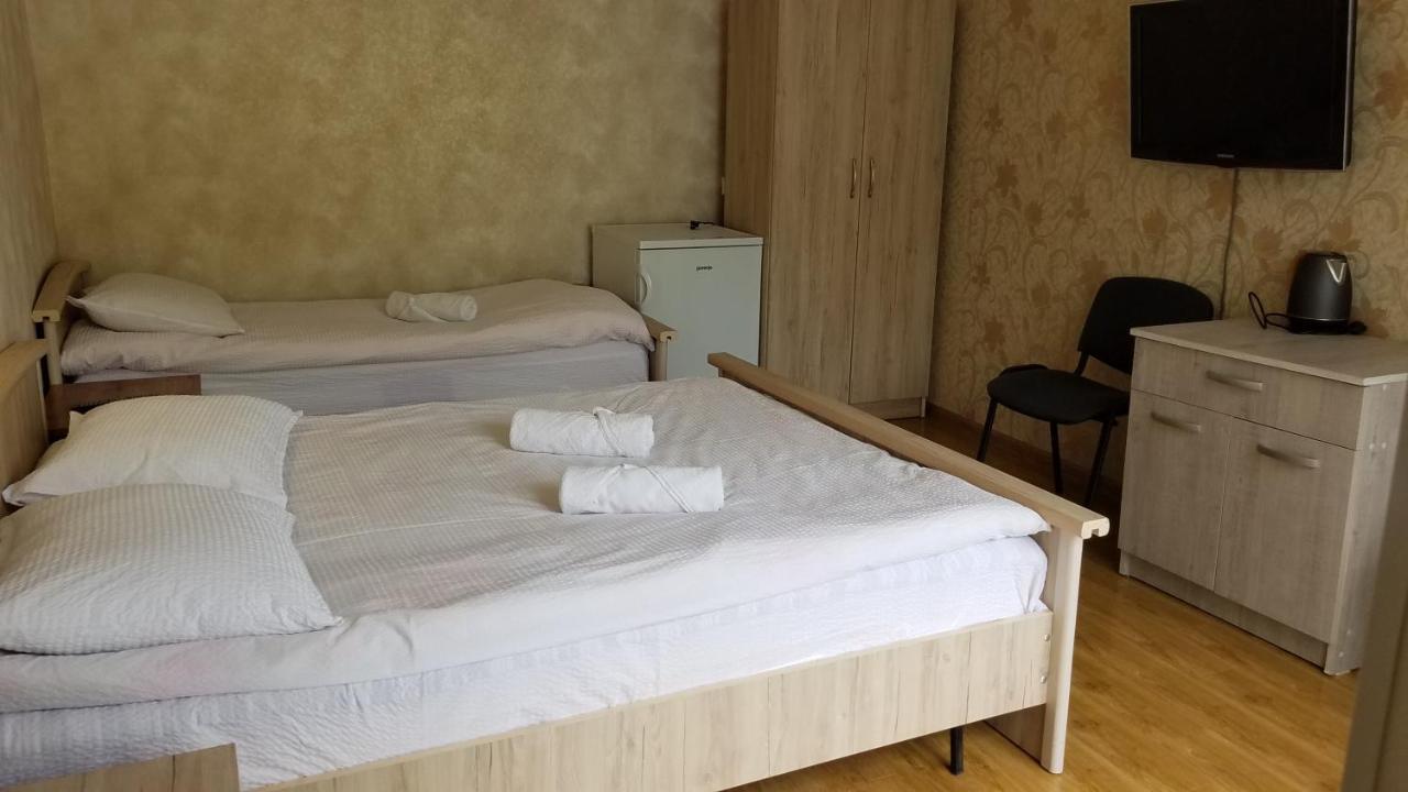 Guest House Green Rose Borjomi Εξωτερικό φωτογραφία